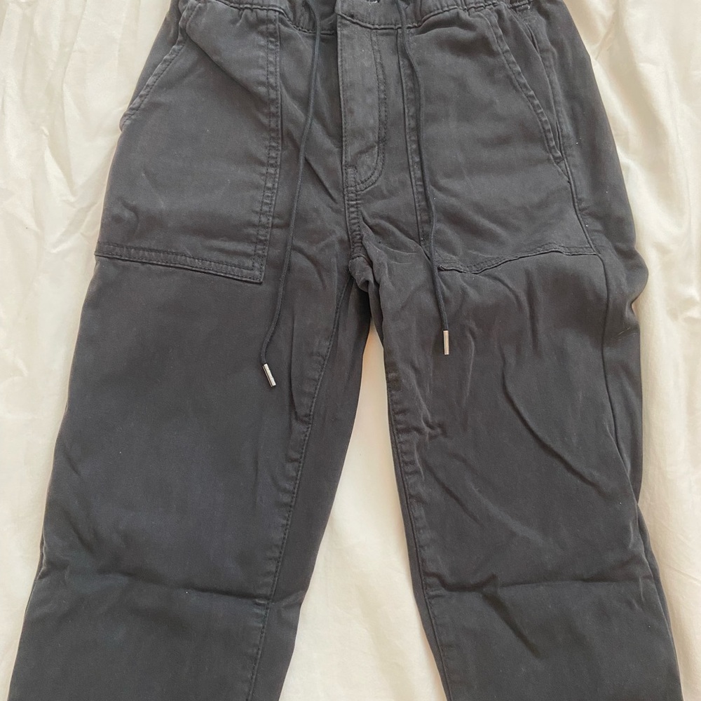 NWOT AE High Waisted Black Joggers